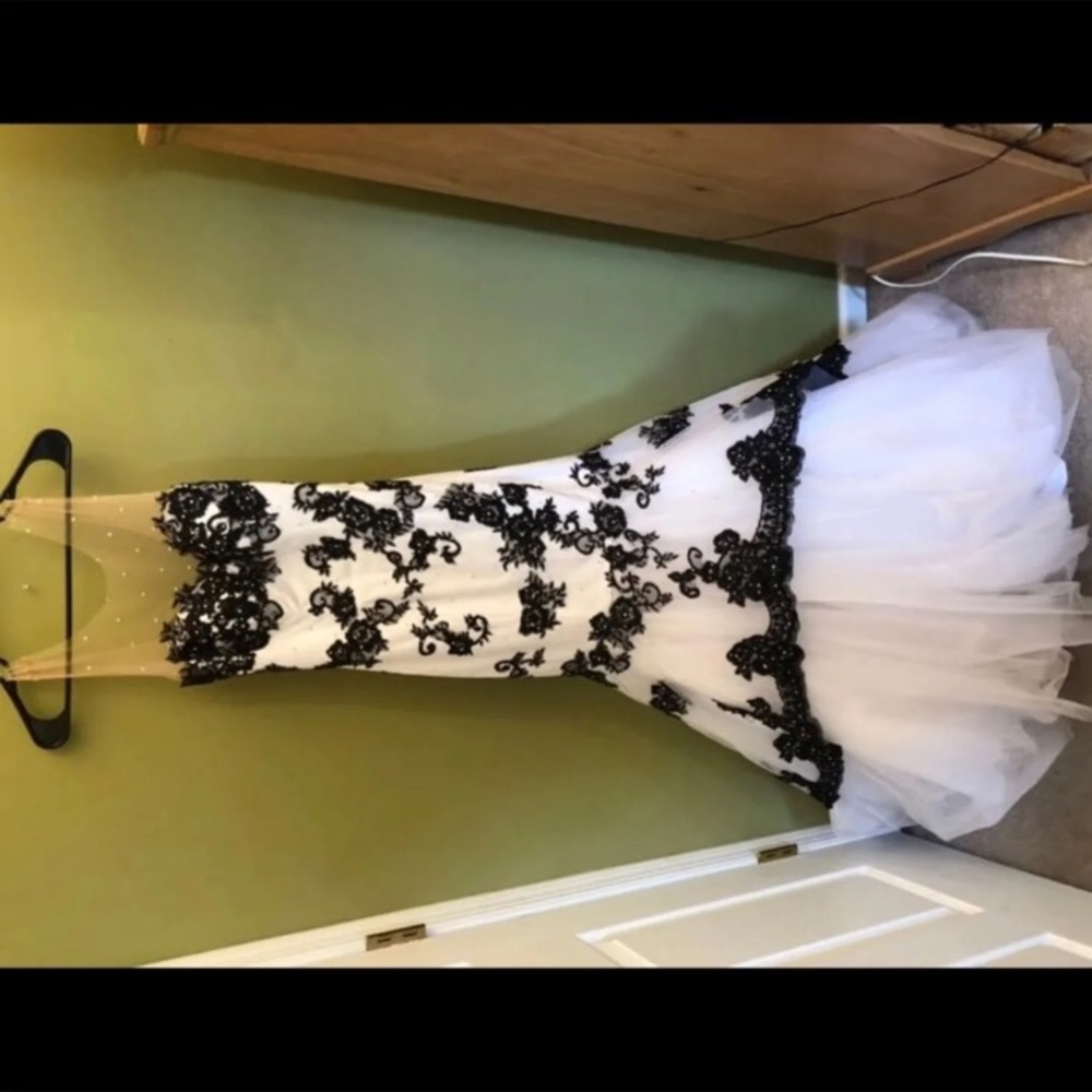 LACE CUSTOM PROM DRESS SIZE 0